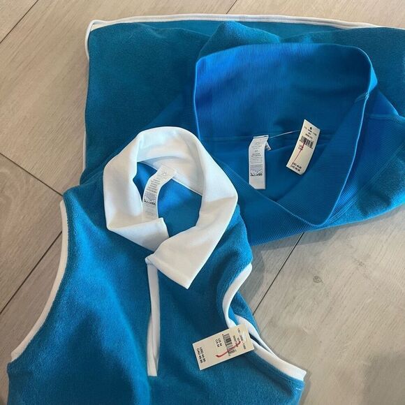 AERIE OFFLINE  Blue & White Hole-In-One Terry Polo Cropped Shirt and bottom top - Picture 8 of 9